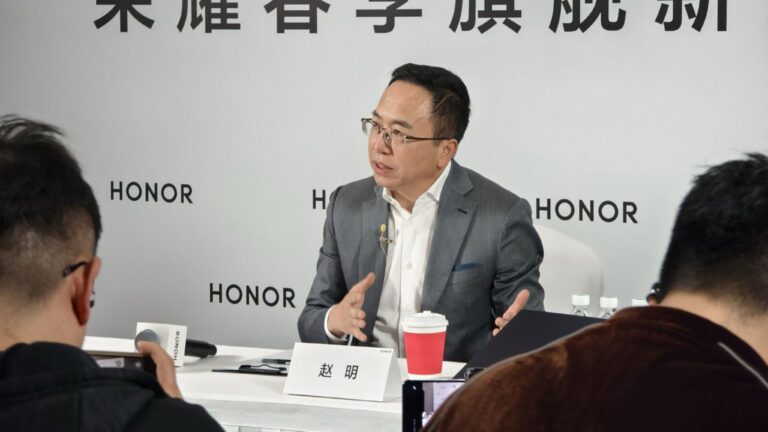 Honor CEO george Zhao